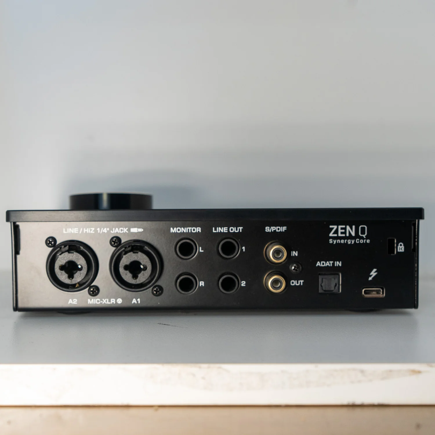 Antelope Audio Zen Q Synergy Core - Thunderbolt (B-Stock) - Image 4