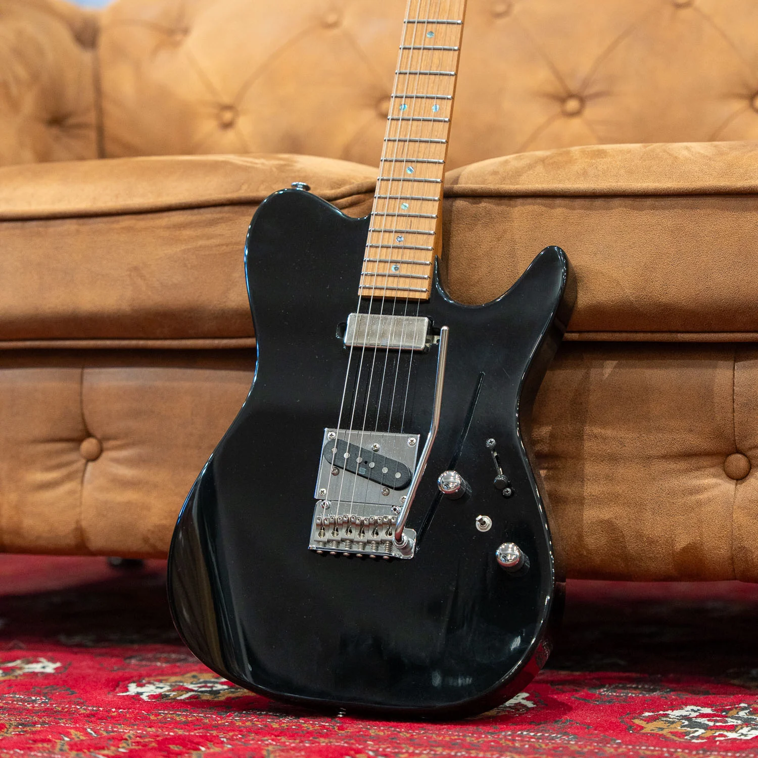AZS2200BK - Black (Pre-Owned) - Image 2