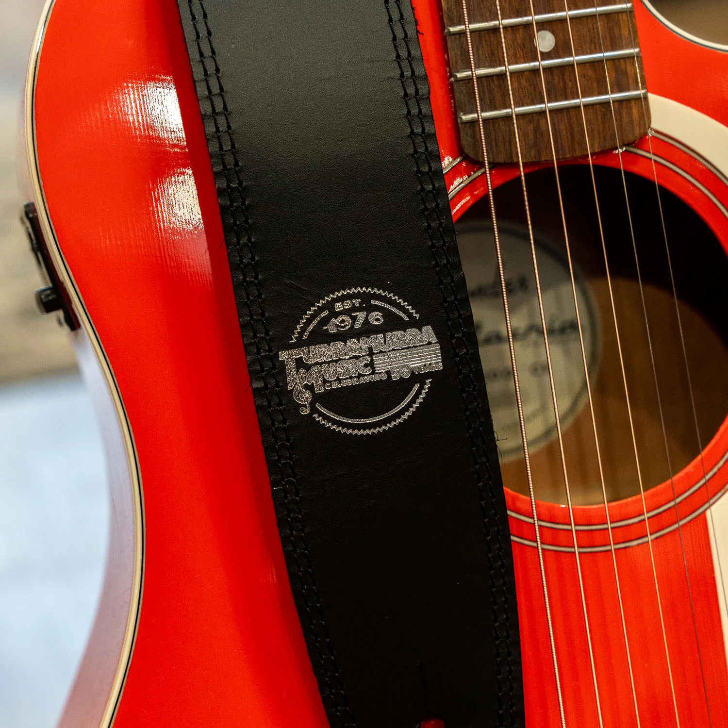 DSL Turra 50th Anniversary Leather Guitar Strap (Black with Black Stitch) - Image 3