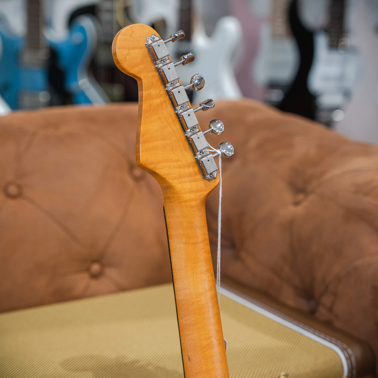 Fender American Vintage II 1961 Stratocaster - Fiesta Red FM - Image 3