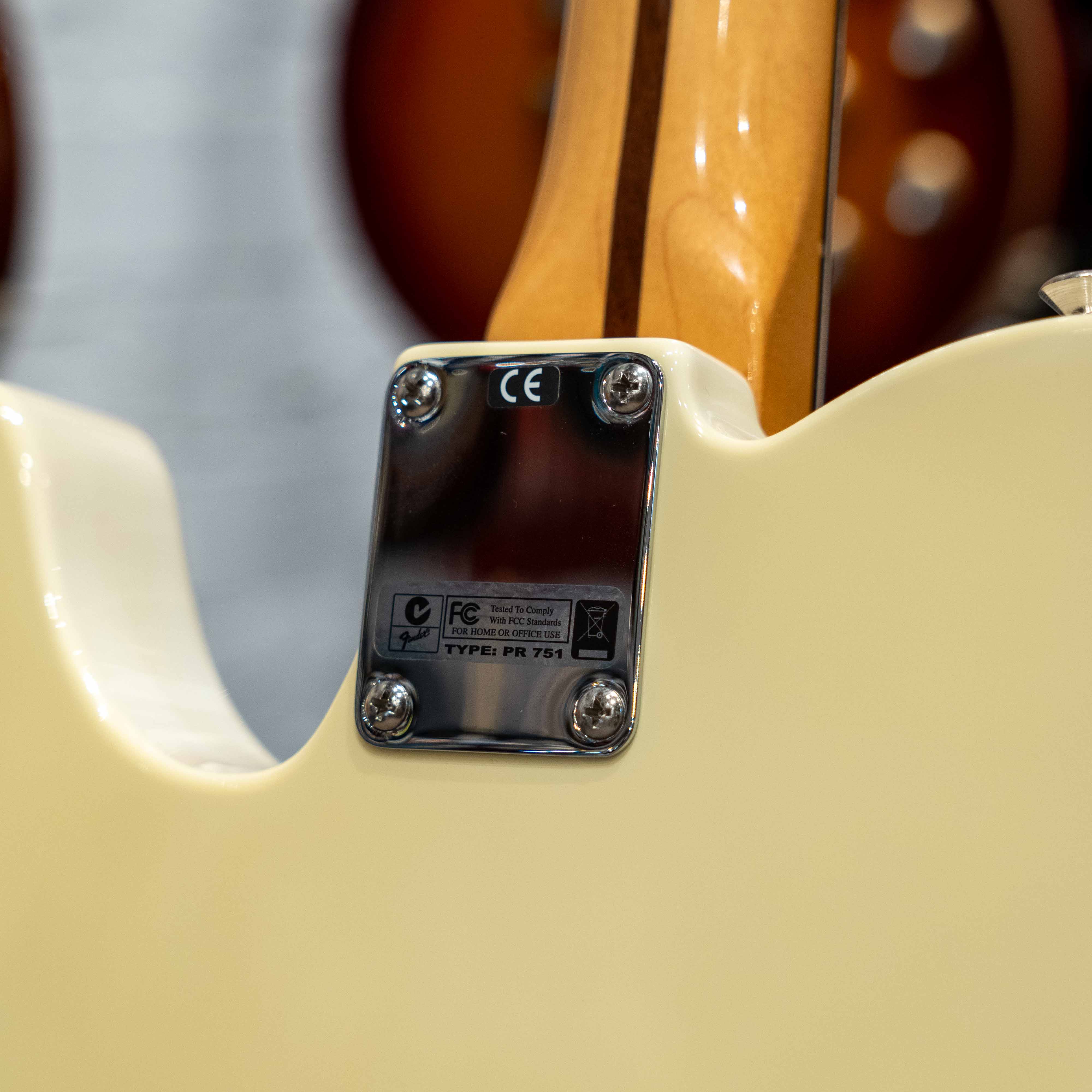 Fender Mexican Acoustasonic Telecaster 2010 - Olympic White (Pre-Owned) - Image 9
