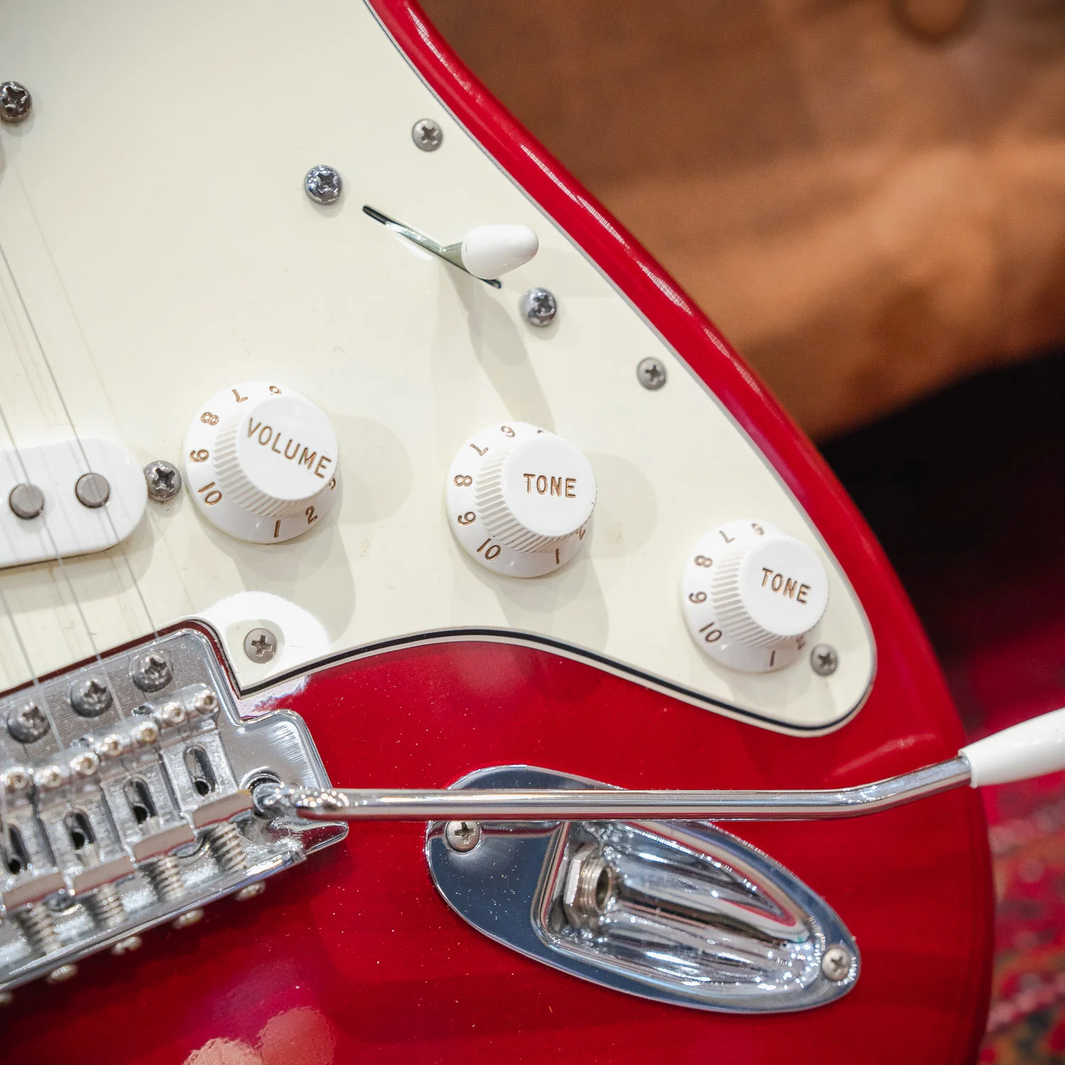 Fender Mexican Standard Stratocaster - Candy Apple Red (Pre-Owned) - Image 4