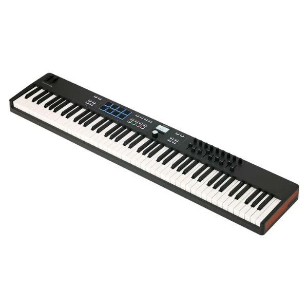 Arturia Keylab Essential 88 MK3 - Black - Image 5