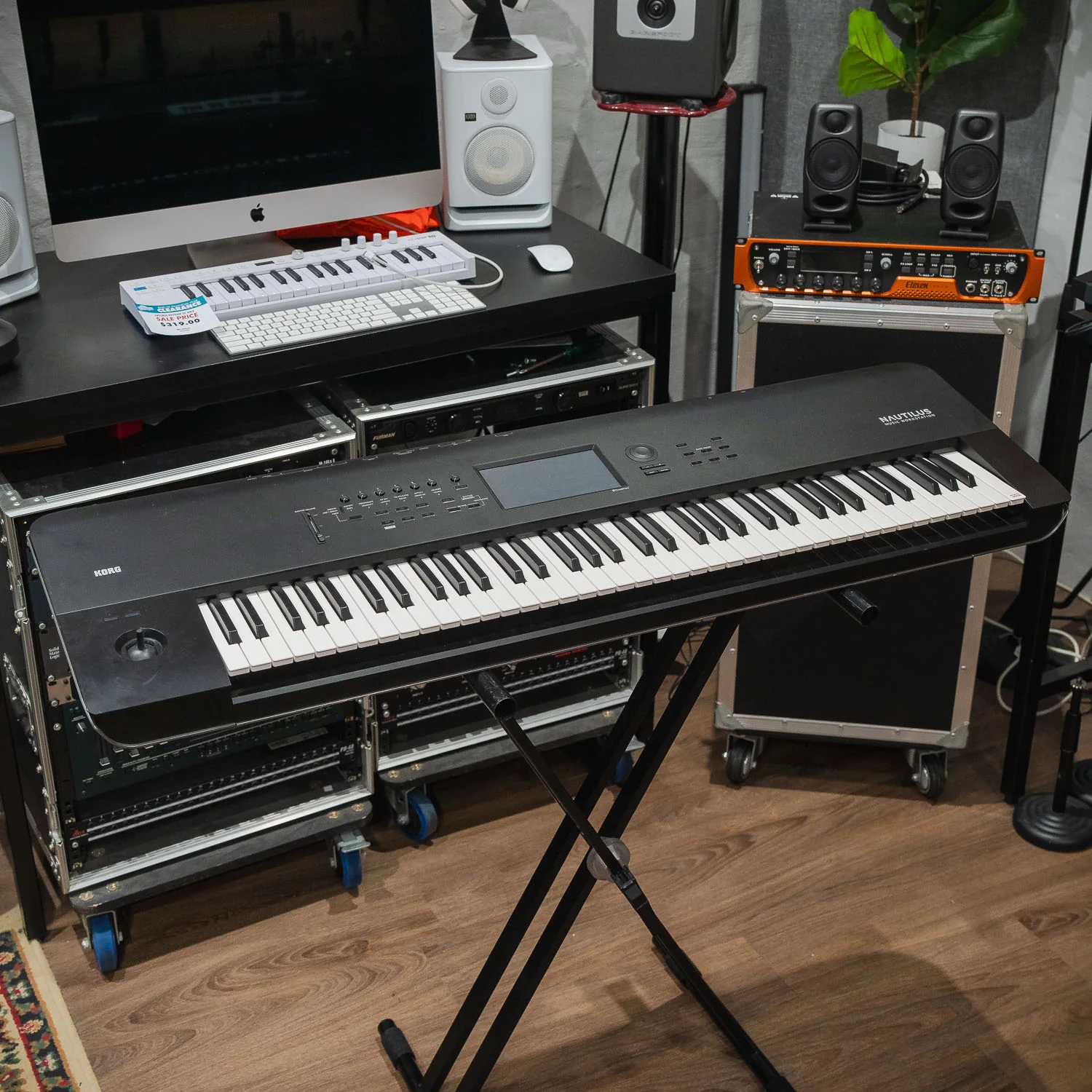 Korg Nautilus 73 (Ex-Demo)