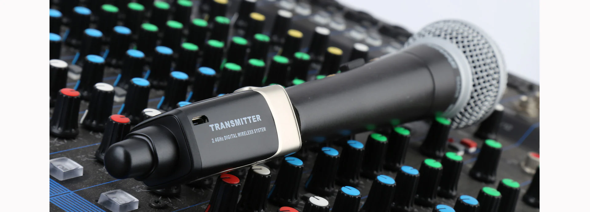 Xvive U3 Plug-On Wireless System - Image 3